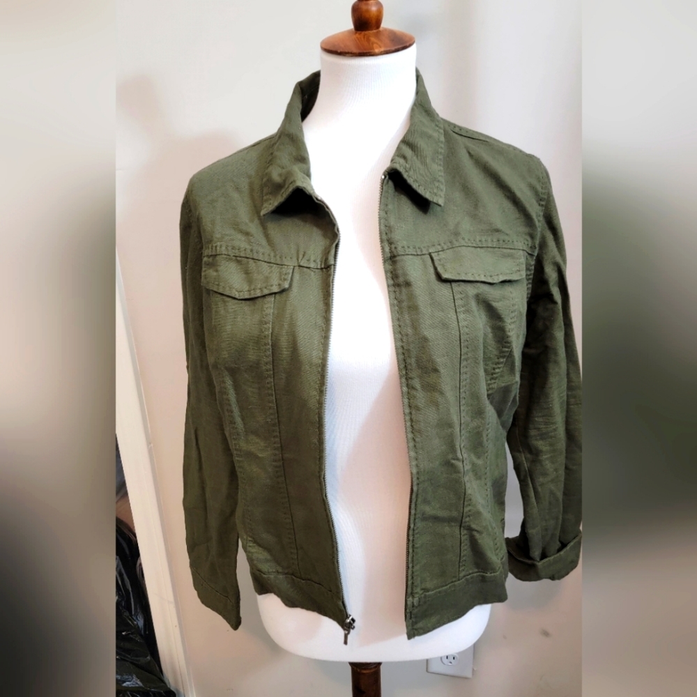 Jacket Geoffrey Benne size 12 olive green